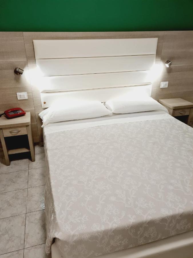 Hotel San Marco Pesaro Kültér fotó